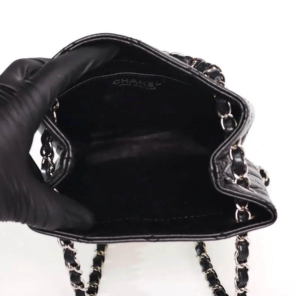 Chanel Black/White Bag - Picture 4 of 7